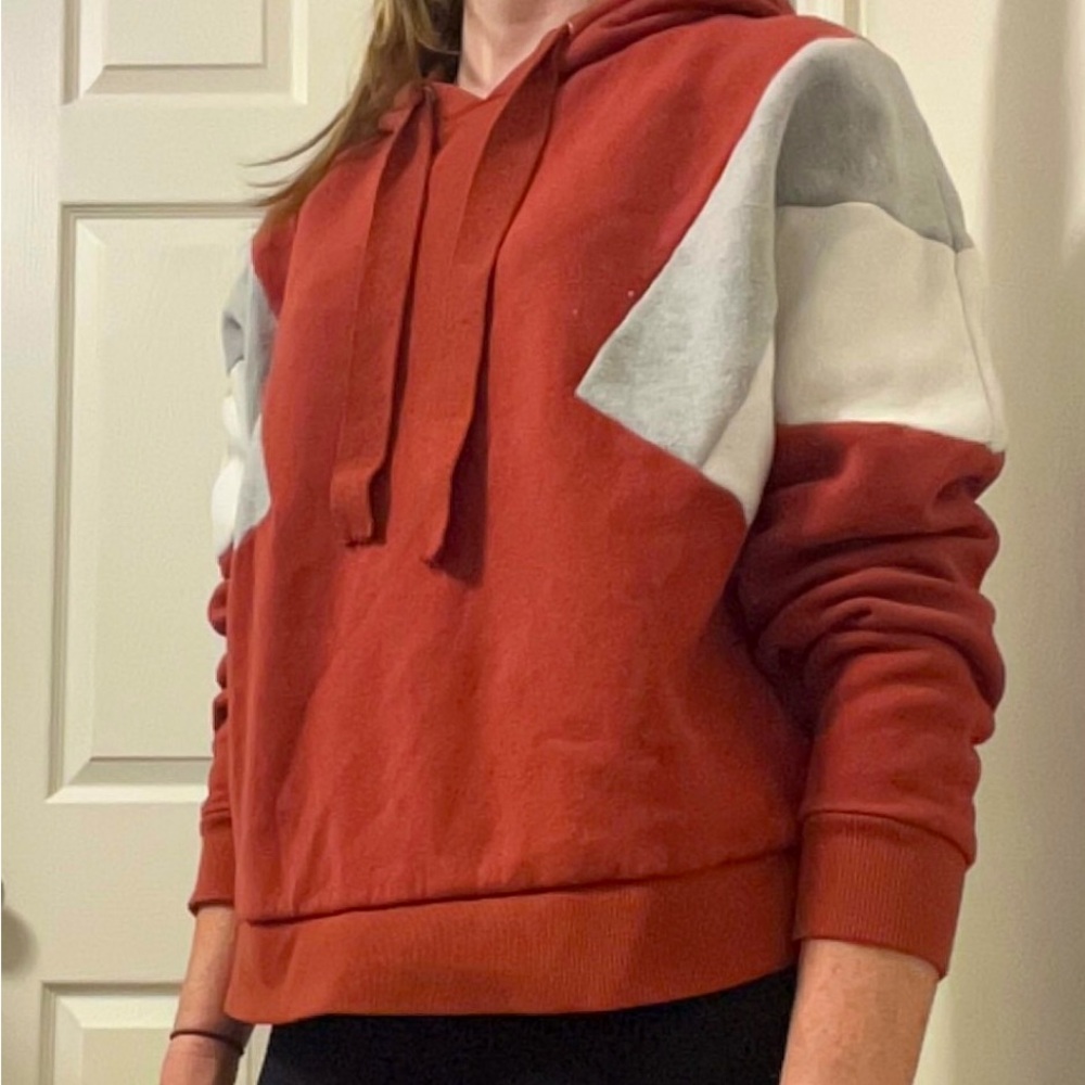 cropped detailed hoodie
